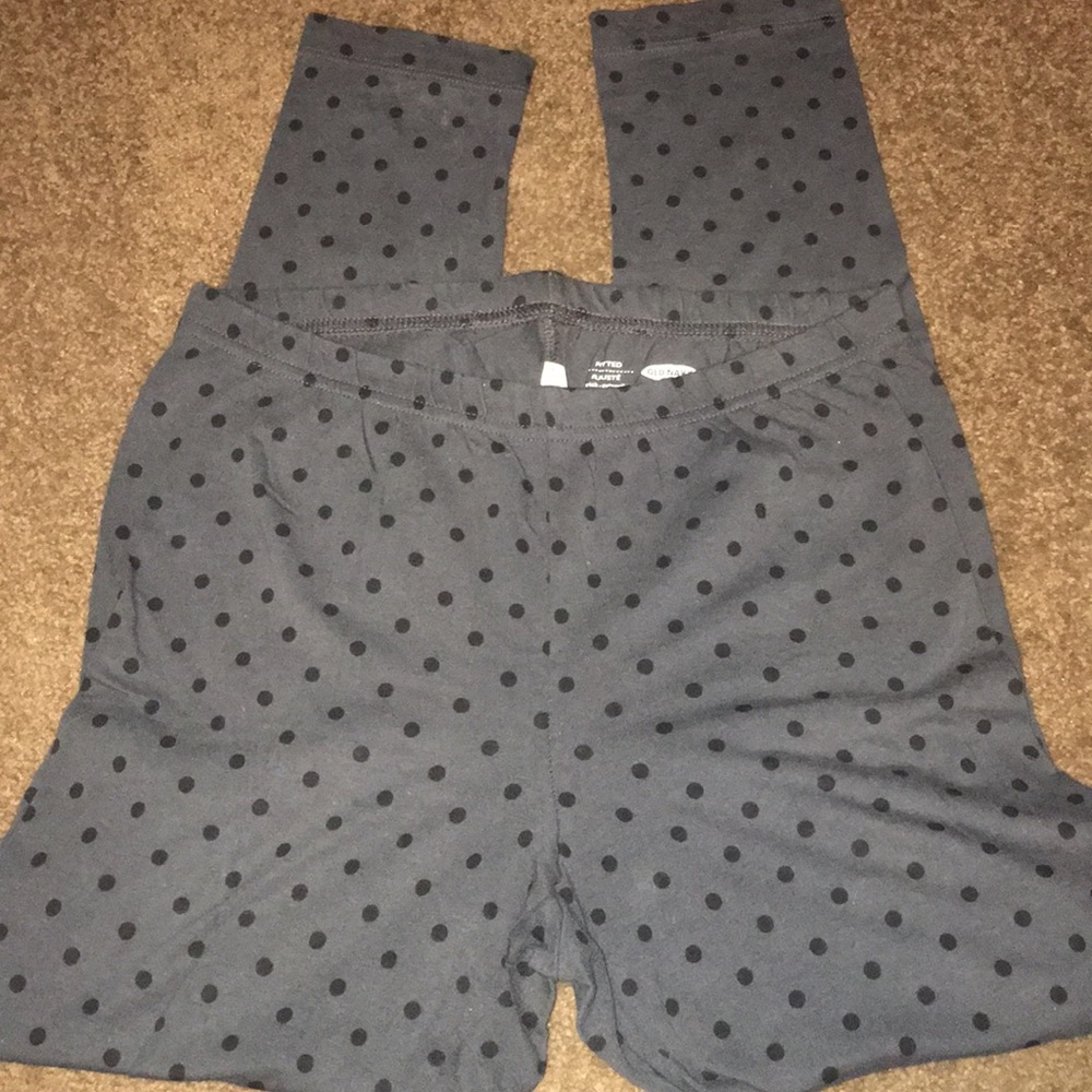 Grey and black polka dot leggings